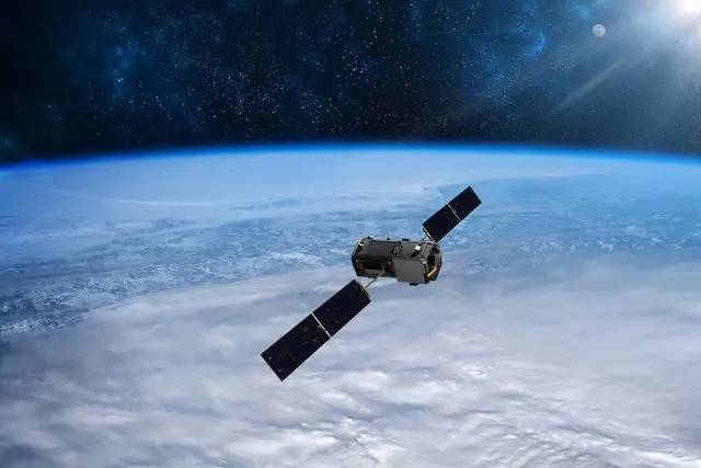 曝华为P70再次“捅破天”：全球首发全新卫星通信方案